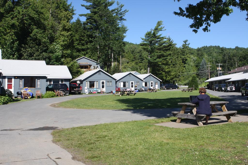 Blue Lagoon Resort Lake George Kültér fotó