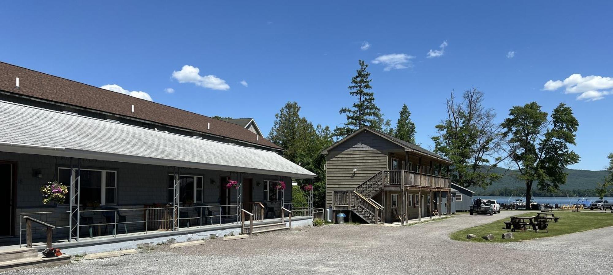 Blue Lagoon Resort Lake George Kültér fotó