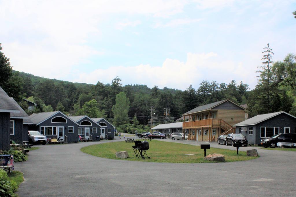 Blue Lagoon Resort Lake George Kültér fotó