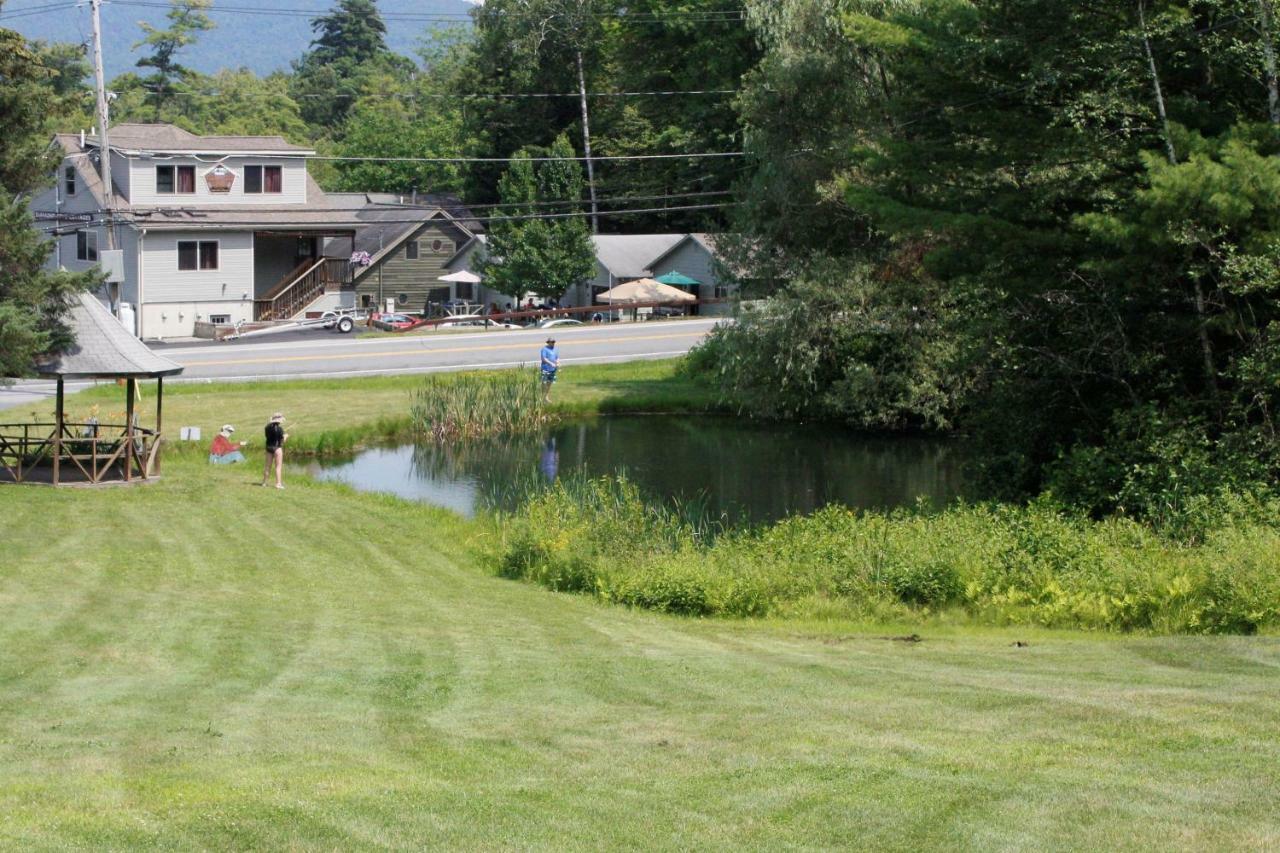 Blue Lagoon Resort Lake George Kültér fotó