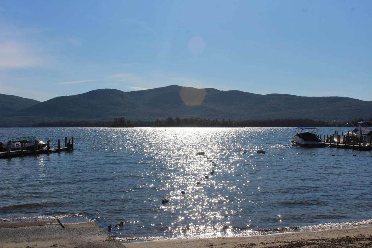 Blue Lagoon Resort Lake George Kültér fotó